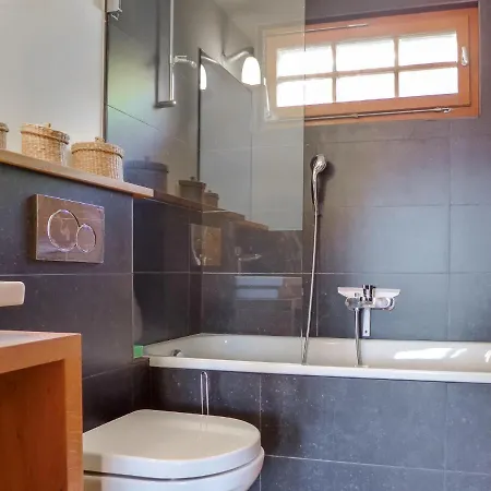 Filaos By Interhome Chalé